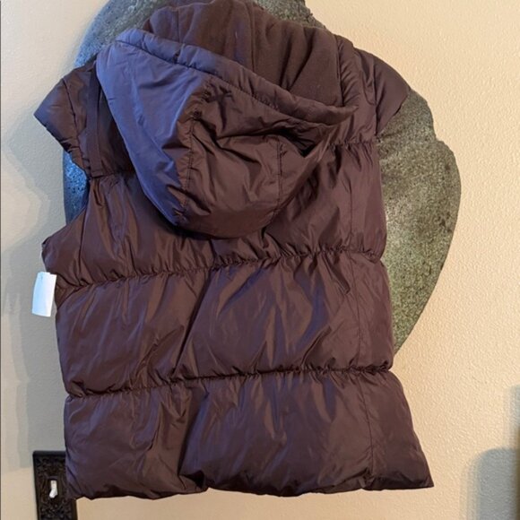 Halogen Puffer Vest w/Hood - Picture 3 of 6